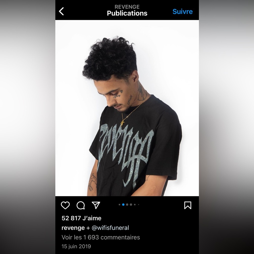 Revenge Black Chain T-Shirt - Picture 5 of 6